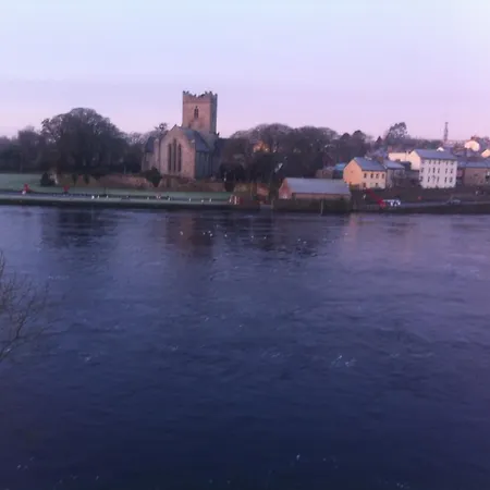 Lakeland House 3*