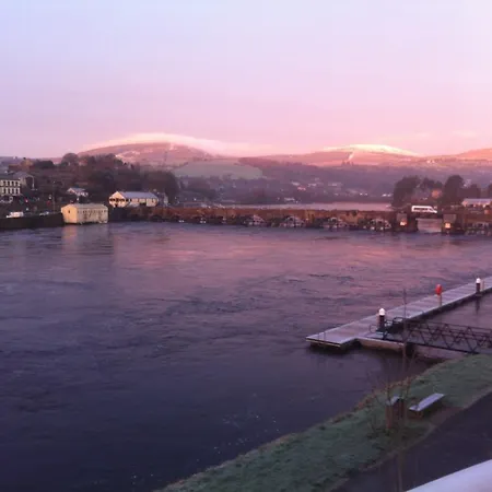 Lakeland House 발리나